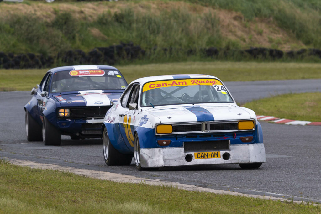 Rudolf de Vos and Matthew Gudmanz fought it out in the historic races